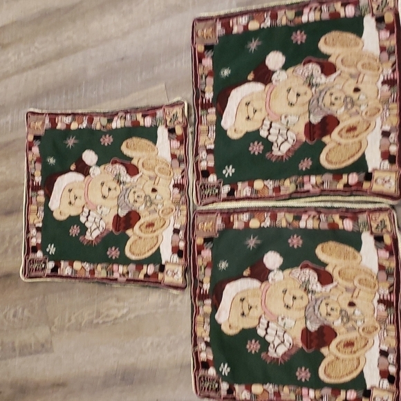 Vintage Set of 3 Decorative Pillow Cases Tapestry Christmas Bears Santa… - Picture 5 of 15